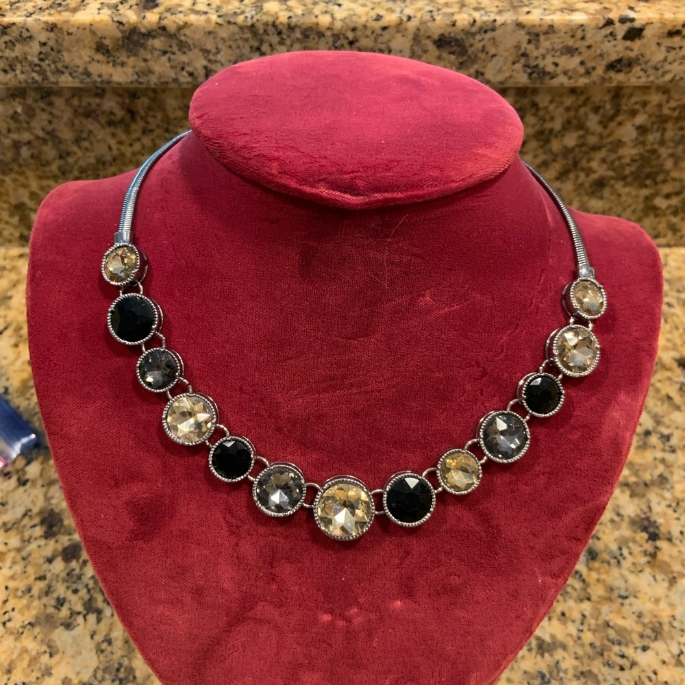 LAST CALL Unique LG Black Rhinestone And Flex Chain Short Necklace Choker Goth